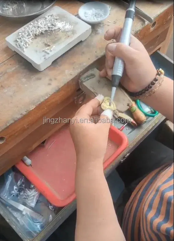 Jingzhanyi 18K Gold Flower Star Customizable Charm Bracelet Maison Valderre