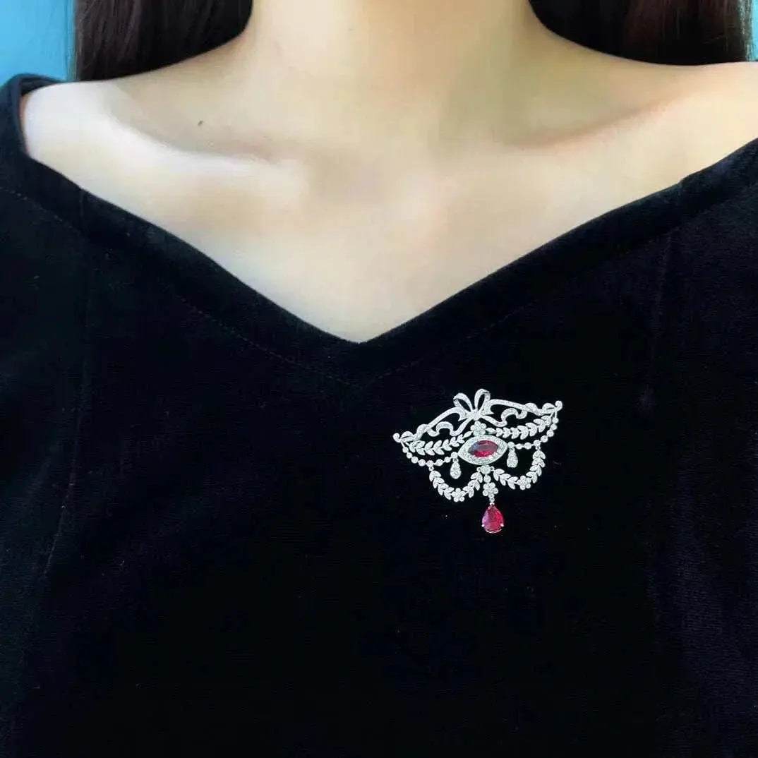 natural ruby brooch * pendant double use 18K white gold with diamond bowknot palace vintage unburnt ruby pigeon blood luxury - The Sparkling Squirrels & Co.