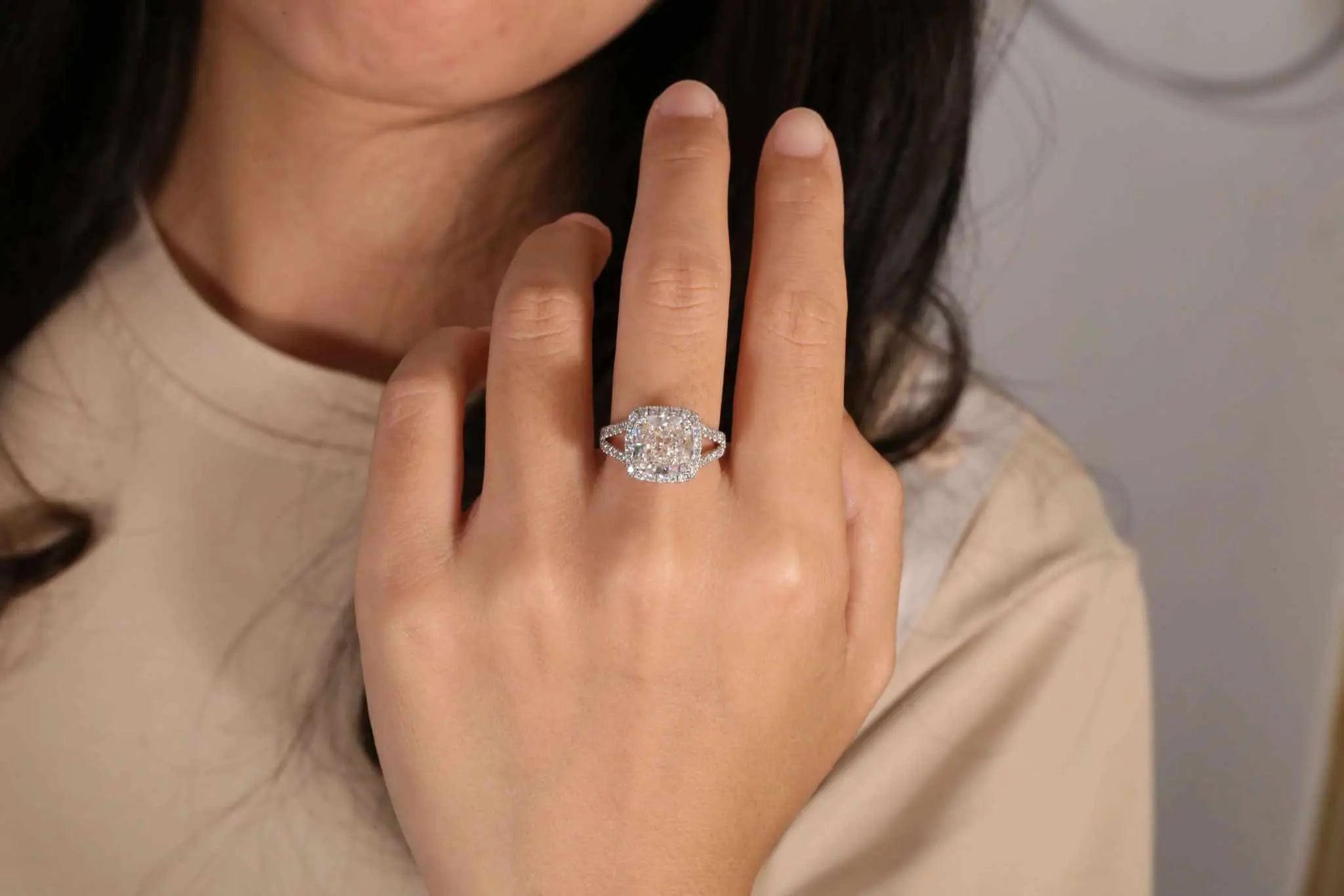 AEAW Jewelry IGI Cushion Cut Diamond Lab Created Vs1 F 5.0 Ct Solitaire Ring 14k White Gold 0.75ctw Engagement Ring For Woman - The Sparkling Squirrels & Co.